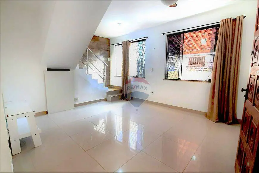 Foto 2 de Casa com 3 Quartos à venda, 242m² em Quintino Bocaiúva, Rio de Janeiro