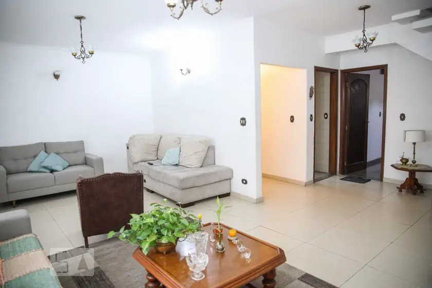 Foto 4 de Casa com 3 Quartos para alugar, 240m² em Rudge Ramos, São Bernardo do Campo