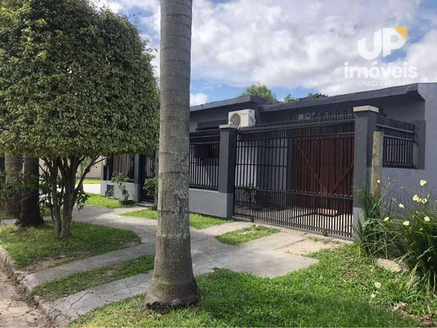 Foto 1 de Casa com 4 Quartos à venda, 156m² em Areal, Pelotas