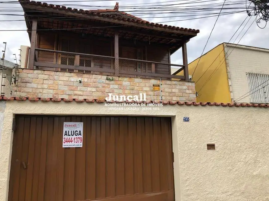 Foto 1 de Casa com 4 Quartos para alugar, 280m² em Santa Tereza, Belo Horizonte