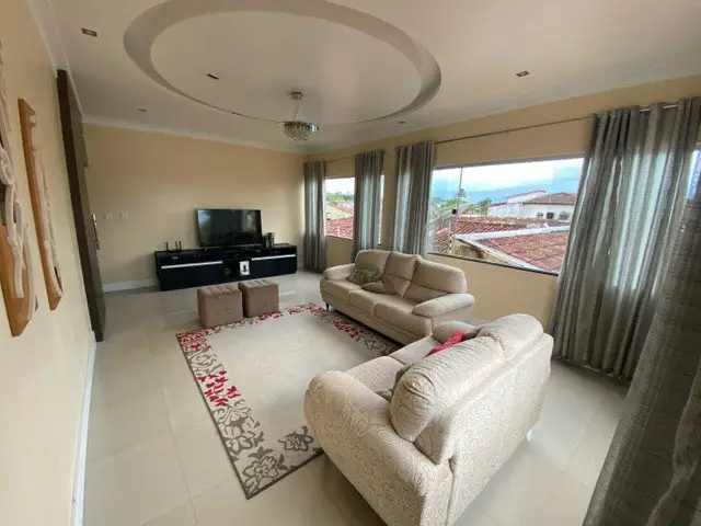 Foto 1 de Casa com 5 Quartos à venda, 600m² em Marambaia, Belém