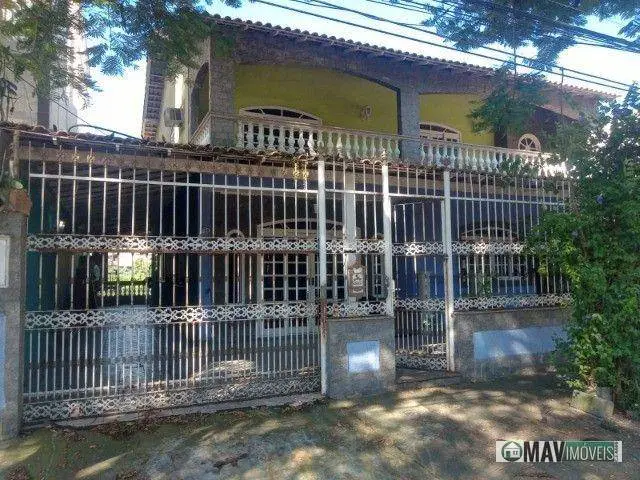Foto 1 de Casa com 7 Quartos à venda, 364m² em Parque Anchieta, Rio de Janeiro