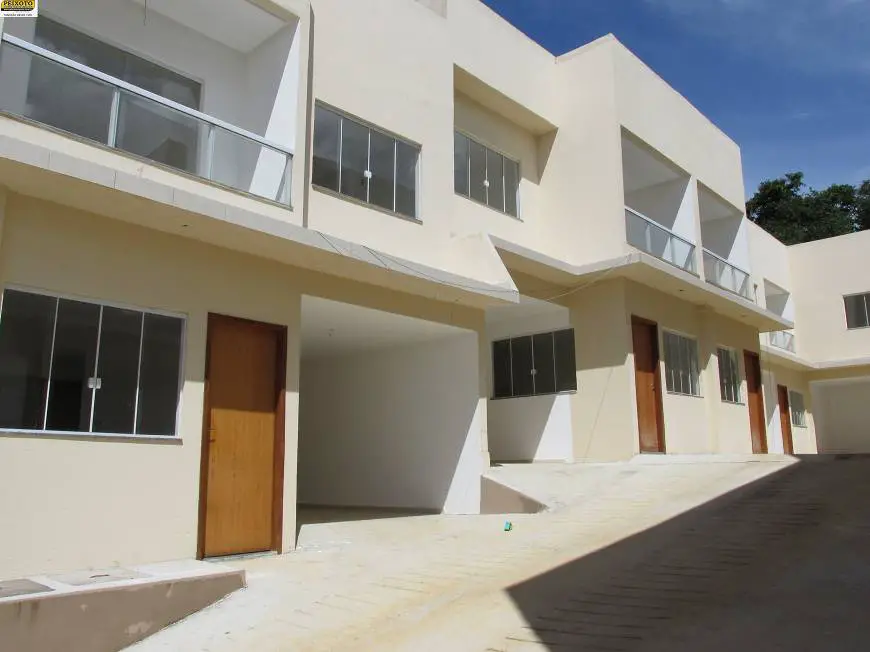 Foto 2 de Casa de Condomínio com 2 Quartos à venda, 76m² em Itapebussu, Guarapari