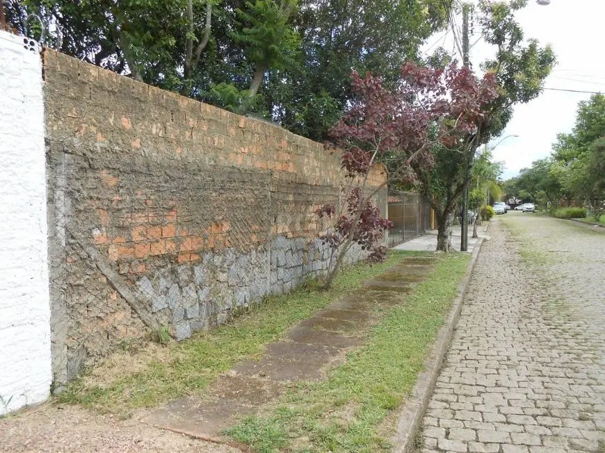 Foto 1 de Lote/Terreno à venda, 352m² em Serraria, Porto Alegre