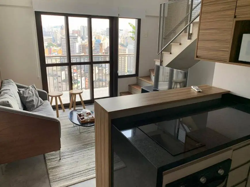 Foto 1 de Apartamento com 1 Quarto para alugar, 58m² em República, São Paulo