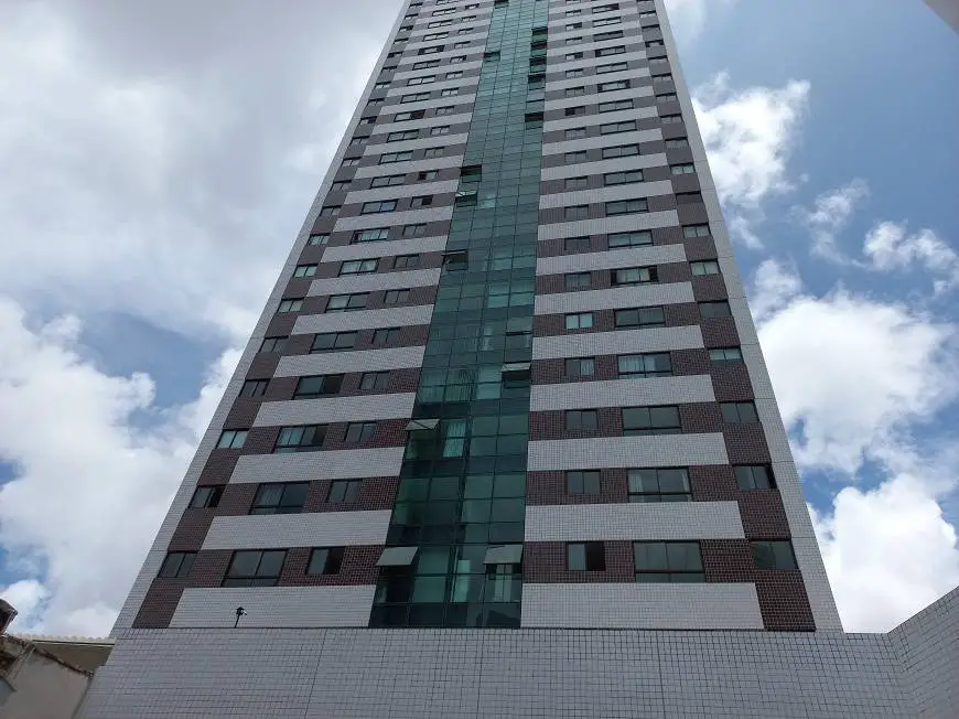 Foto 1 de Apartamento com 1 Quarto à venda, 33m² em Rosarinho, Recife