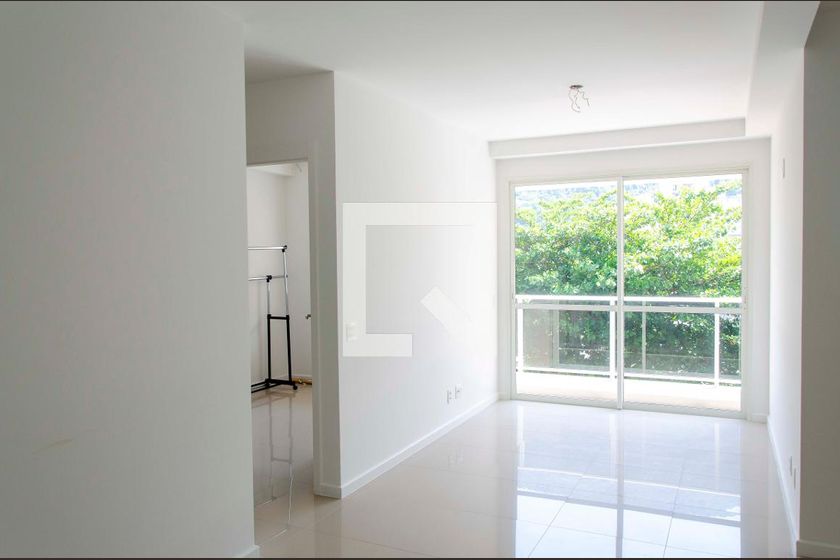 Foto 4 de Apartamento com 2 Quartos para alugar, 68m² em Botafogo, Rio de Janeiro