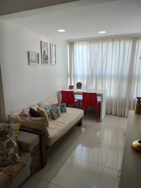 Foto 3 de Apartamento com 3 Quartos à venda, 84m² em Brotas, Salvador
