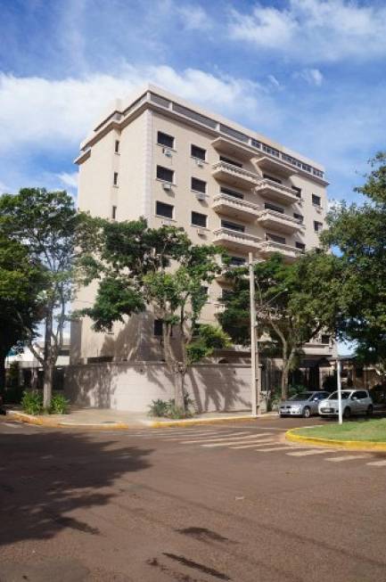 Foto 1 de Apartamento com 3 Quartos à venda, 259m² em Jardim América, Dourados