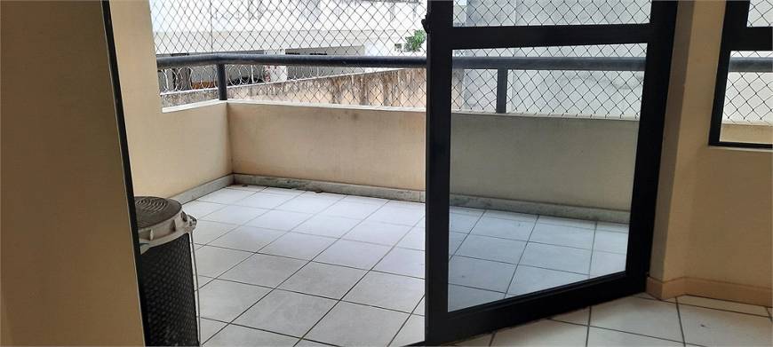 Foto 2 de Apartamento com 3 Quartos à venda, 83m² em Pituba, Salvador