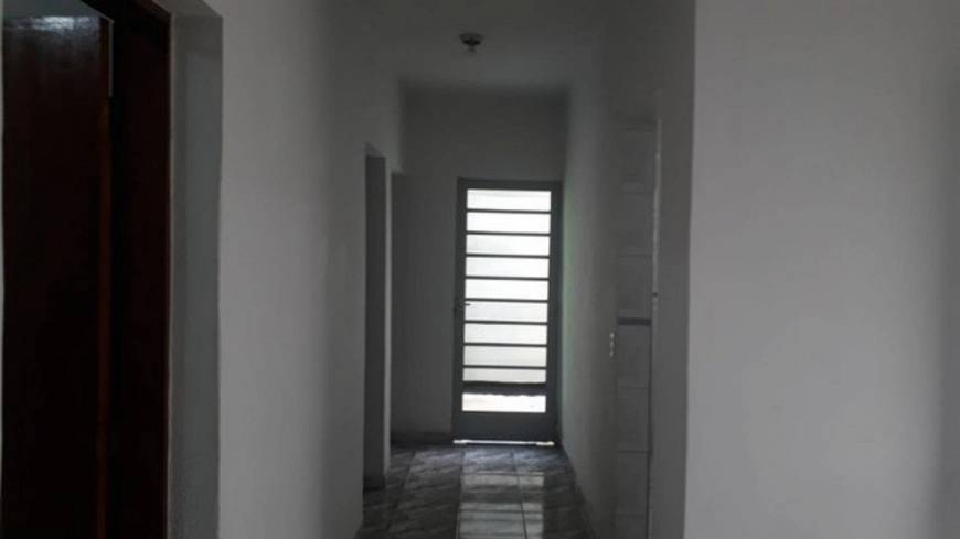 Foto 3 de Casa com 2 Quartos para alugar, 93m² em Jardim Bela Vista, São José dos Campos