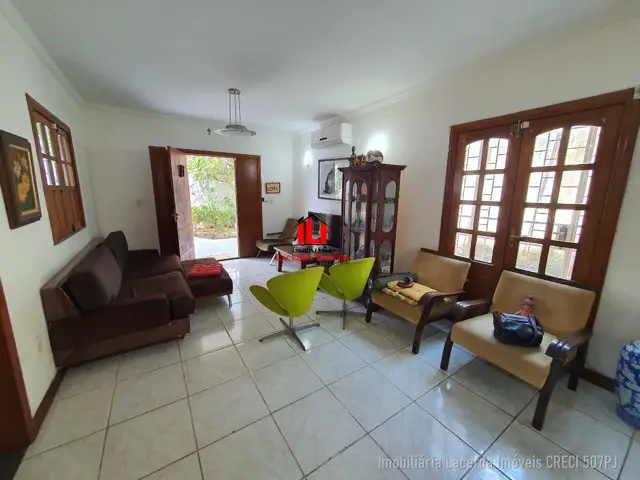 Foto 3 de Casa com 3 Quartos à venda, 258m² em Flores, Manaus