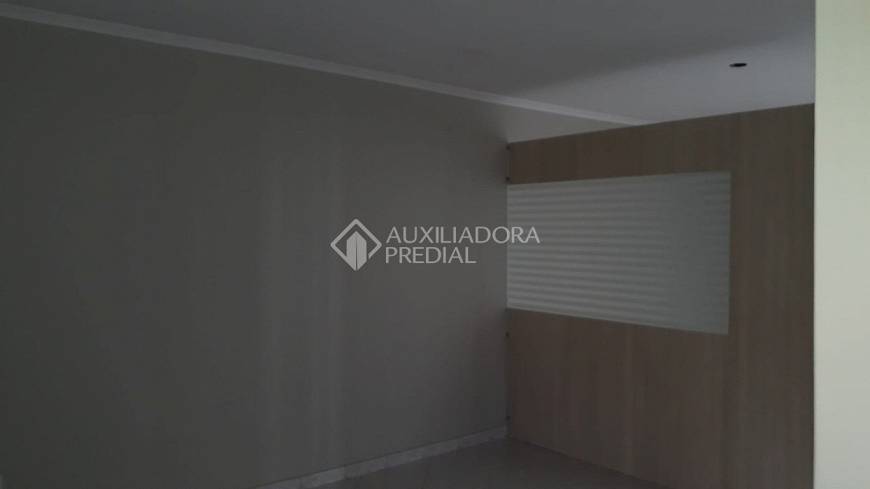 Foto 3 de Casa com 3 Quartos à venda, 312m² em Passo da Areia, Porto Alegre