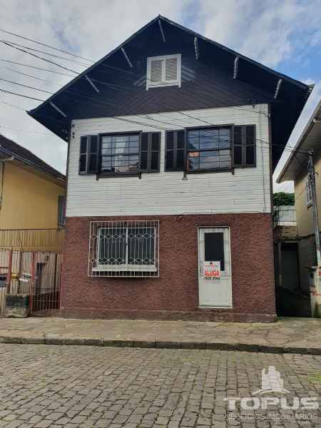 Foto 1 de Casa com 3 Quartos para alugar, 53m² em Pio X, Caxias do Sul
