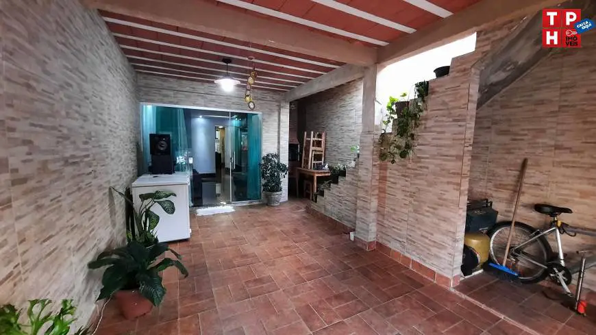 Foto 1 de Casa com 3 Quartos à venda, 180m² em Pongelupe Barreiro, Belo Horizonte