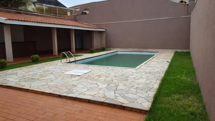 Foto 2 de Casa com 3 Quartos para alugar, 446m² em Ribeirânia, Ribeirão Preto