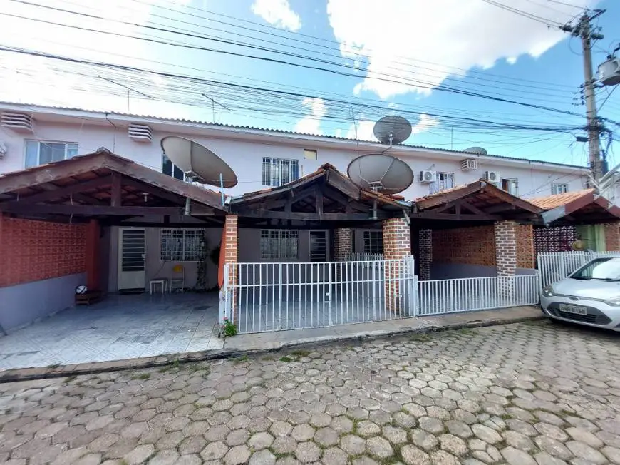 Foto 2 de Casa de Condomínio com 2 Quartos para alugar, 94m² em Jardim Califórnia, Cuiabá