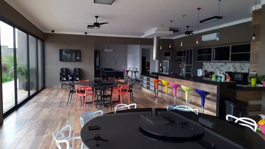 Foto 4 de Casa de Condomínio com 4 Quartos à venda, 450m² em , Jardinópolis