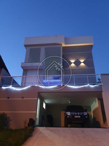 Foto 1 de Casa de Condomínio com 4 Quartos à venda, 192m² em Tribobó, São Gonçalo