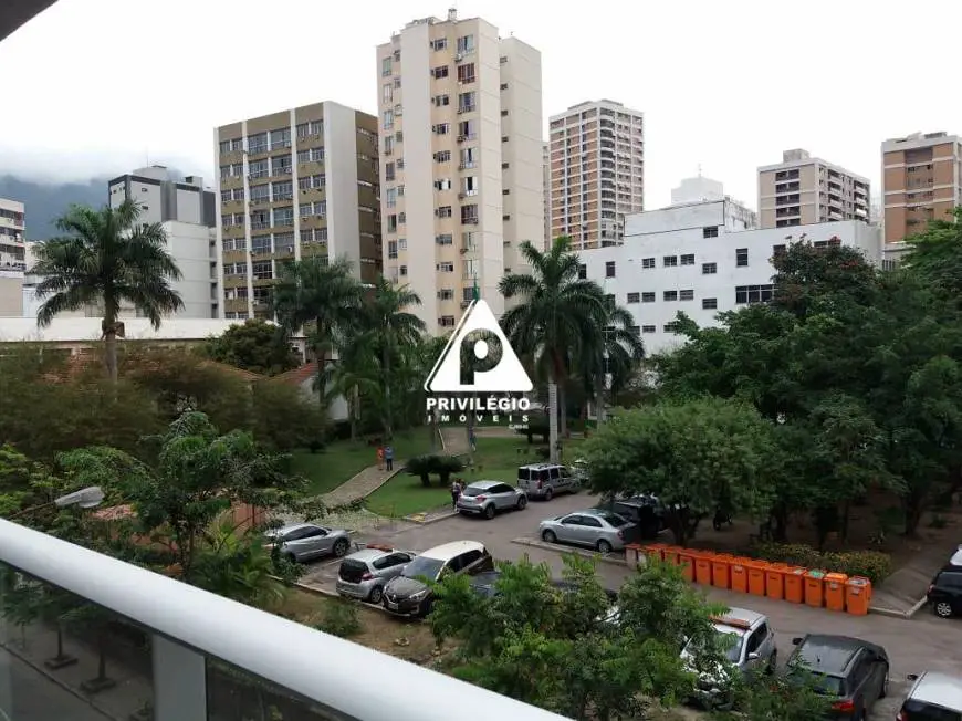 Foto 1 de Cobertura com 2 Quartos para alugar, 170m² em Tijuca, Rio de Janeiro