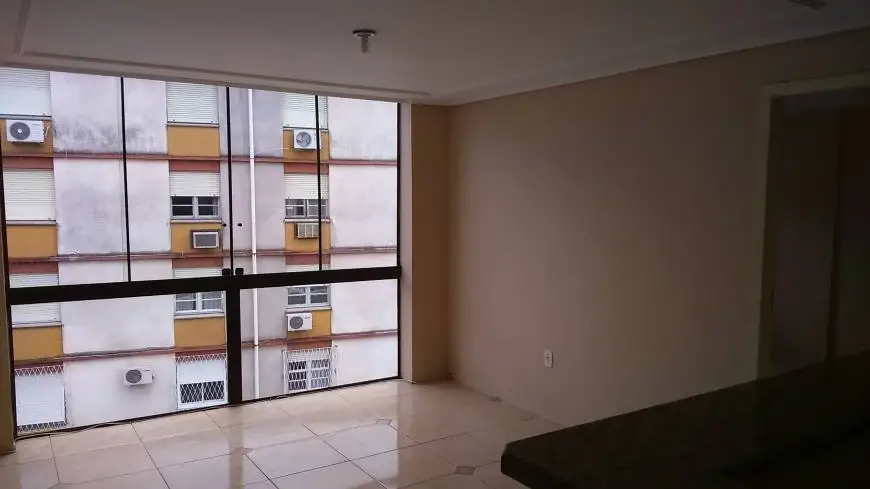 Foto 3 de Apartamento com 1 Quarto para alugar, 48m² em Teresópolis, Porto Alegre