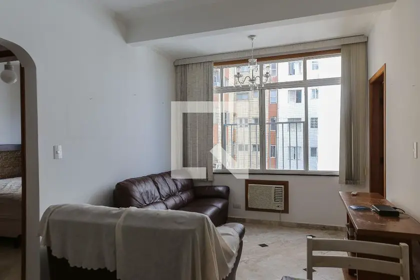 Foto 3 de Apartamento com 2 Quartos para alugar, 82m² em Embaré, Santos