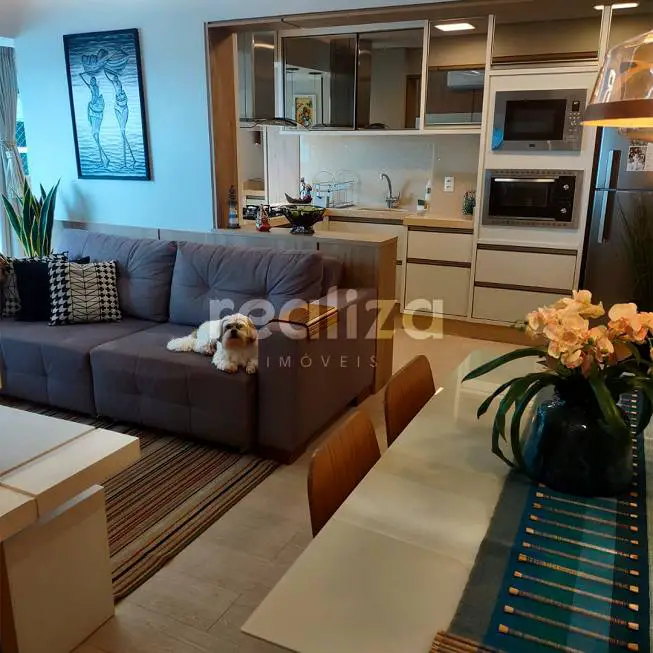 Foto 1 de Apartamento com 2 Quartos à venda, 74m² em Itacolomi, Balneário Piçarras
