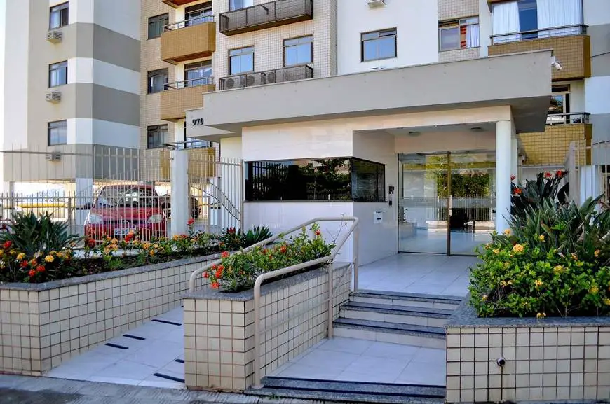 Foto 2 de Apartamento com 2 Quartos para alugar, 66m² em Jardim Atlântico, Florianópolis