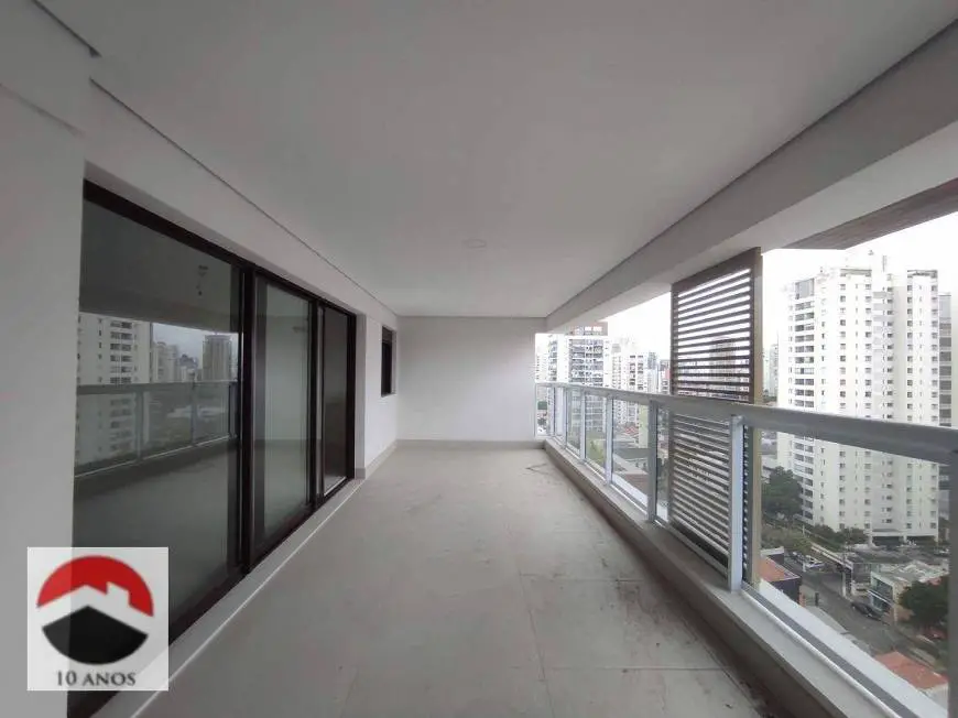 Foto 1 de Apartamento com 2 Quartos à venda, 137m² em Jardim das Acacias, São Paulo