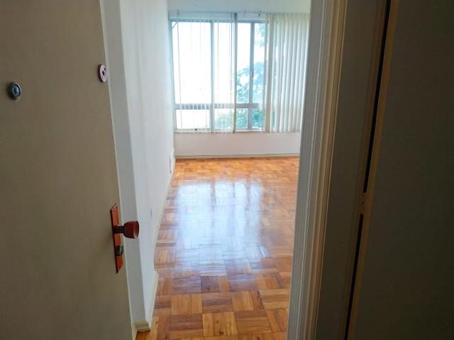 Foto 3 de Apartamento com 2 Quartos para alugar, 60m² em Lagoa, Rio de Janeiro