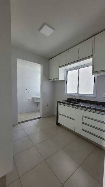 Foto 1 de Apartamento com 3 Quartos para alugar, 86m² em Fabrício, Uberaba