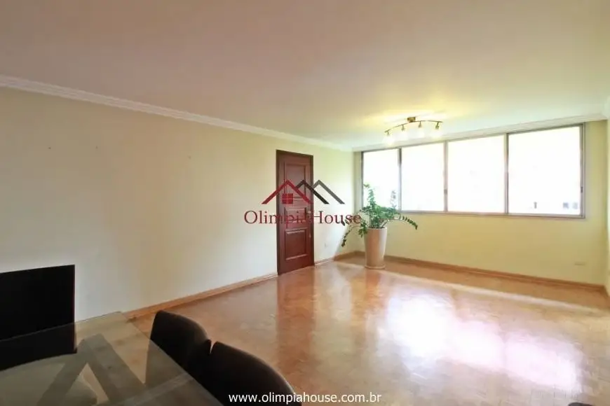 Foto 1 de Apartamento com 3 Quartos para alugar, 138m² em Itaim Bibi, São Paulo