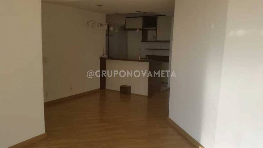Foto 4 de Apartamento com 3 Quartos para alugar, 85m² em Parque Maria Luiza, São Paulo