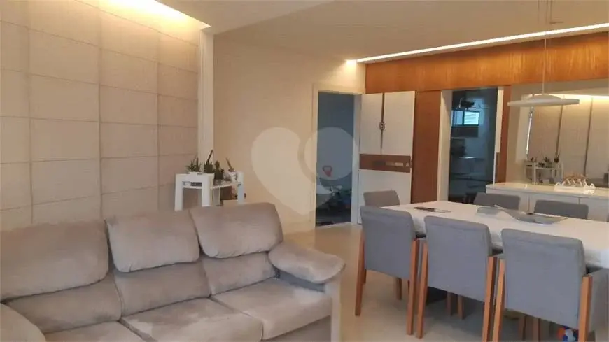 Foto 1 de Apartamento com 3 Quartos à venda, 130m² em Parreão, Fortaleza
