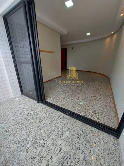 Foto 5 de Apartamento com 3 Quartos à venda, 112m² em Ponta Verde, Maceió