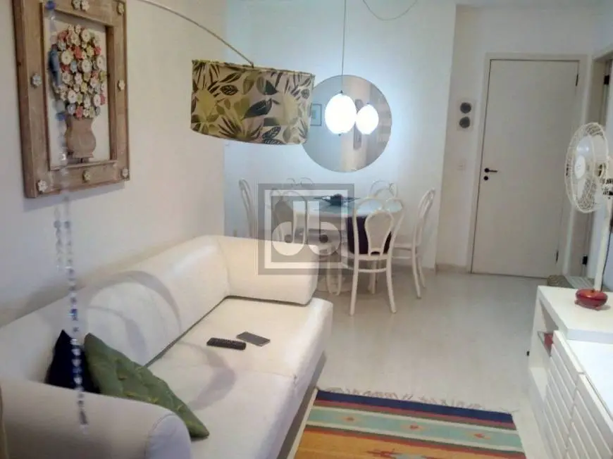 Foto 2 de Apartamento com 3 Quartos à venda, 81m² em Recreio Dos Bandeirantes, Rio de Janeiro