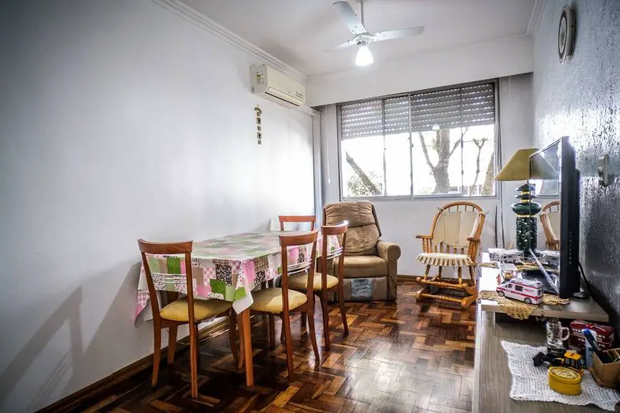 Foto 1 de Apartamento com 3 Quartos à venda, 68m² em Sarandi, Porto Alegre
