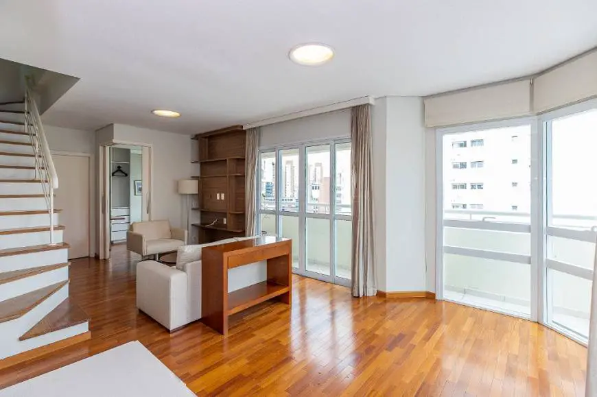 Foto 4 de Apartamento com 3 Quartos à venda, 125m² em Vila Olímpia, São Paulo