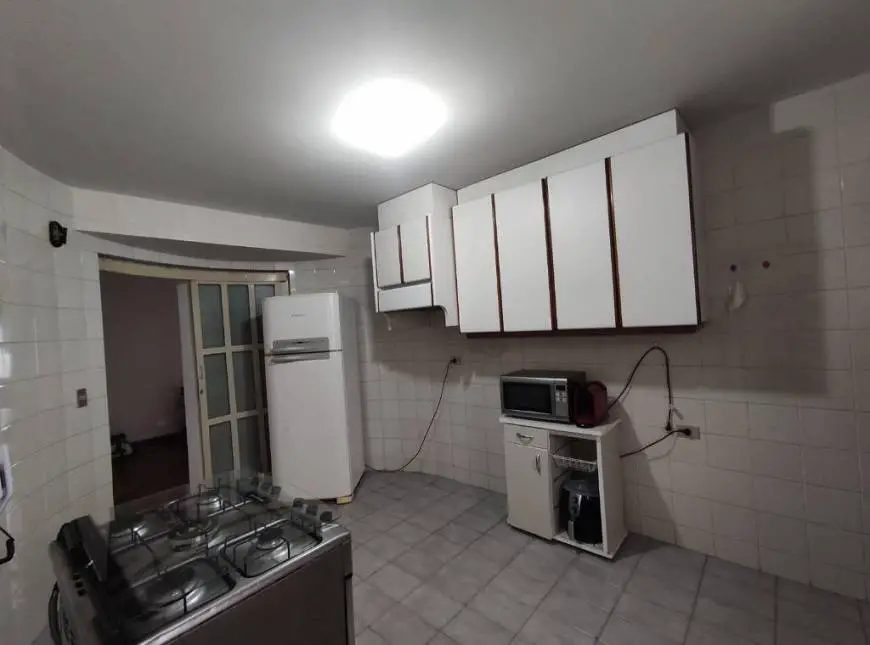 Foto 3 de Apartamento com 3 Quartos à venda, 136m² em Zona 07, Maringá