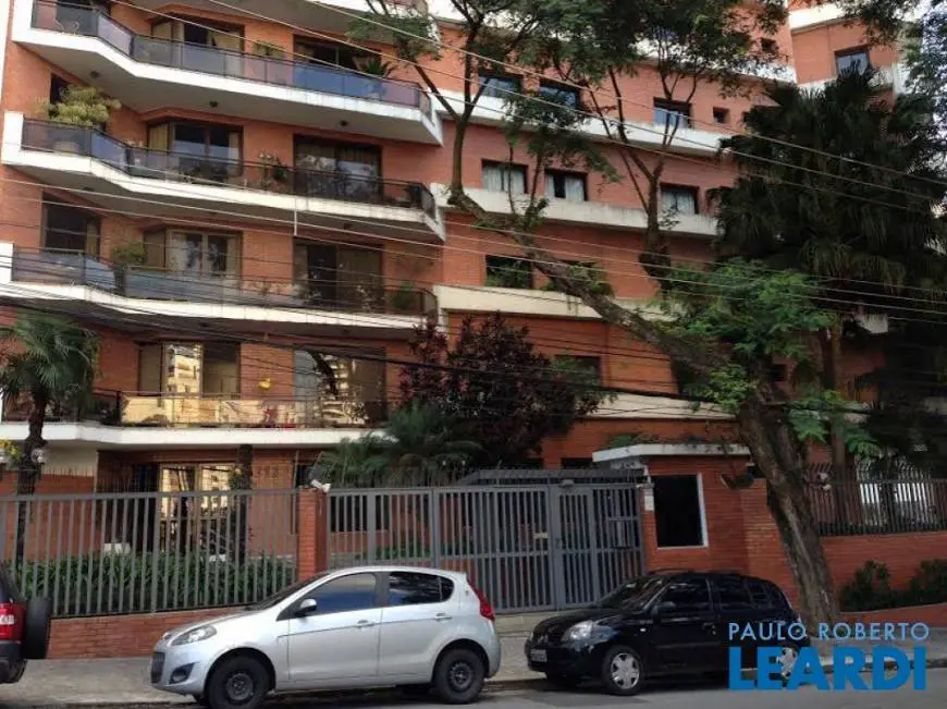 Foto 2 de Apartamento com 4 Quartos para venda ou aluguel, 298m² em Perdizes, São Paulo