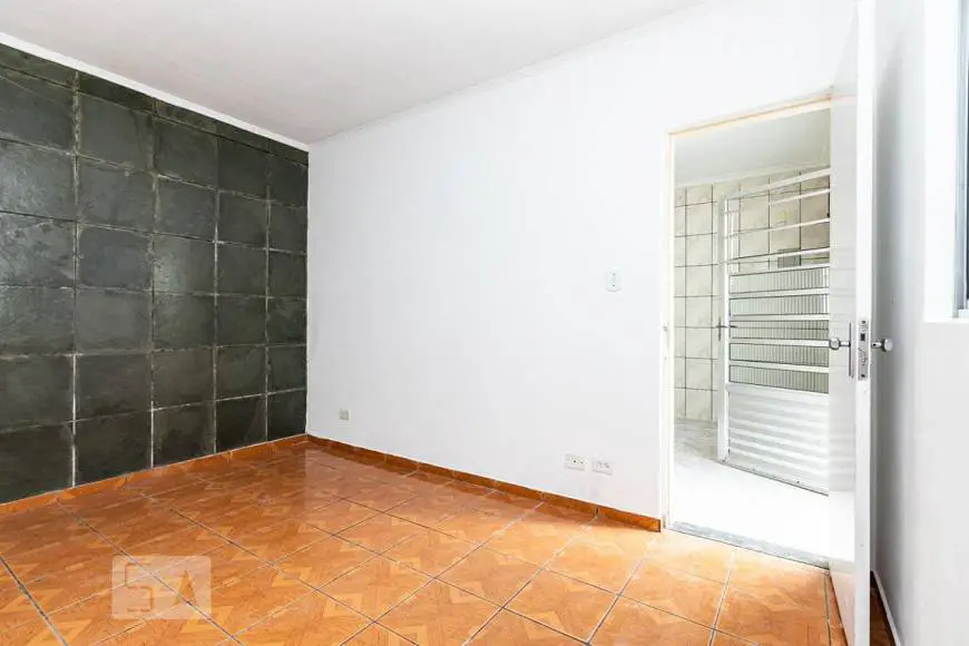 Foto 2 de Casa com 1 Quarto para alugar, 45m² em Ponte Rasa, São Paulo