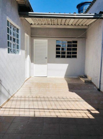 Foto 1 de Casa com 2 Quartos para alugar, 60m² em Bairro Cidade Jardim, Anápolis