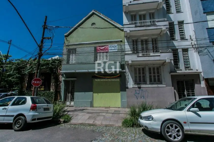 Foto 2 de Casa com 4 Quartos à venda, 280m² em Farroupilha, Porto Alegre