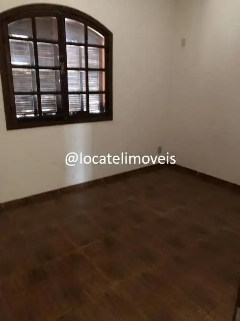 Foto 2 de Casa com 4 Quartos à venda, 280m² em Milionários, Belo Horizonte