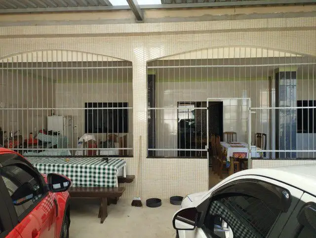Foto 1 de Casa com 4 Quartos à venda, 300m² em Praia da Costa, Vila Velha