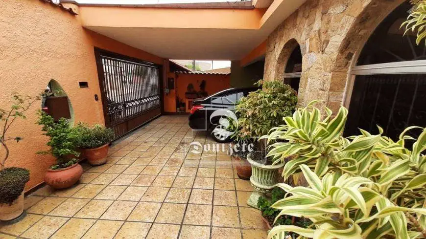Foto 3 de Sobrado com 3 Quartos à venda, 260m² em Vila Humaita, Santo André