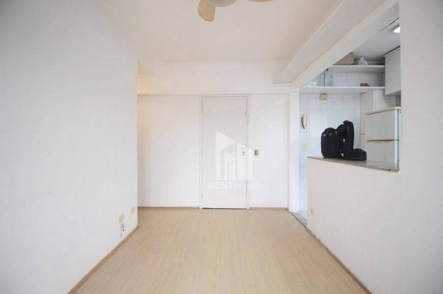 Foto 1 de Apartamento com 1 Quarto para alugar, 45m² em Campo Belo, São Paulo