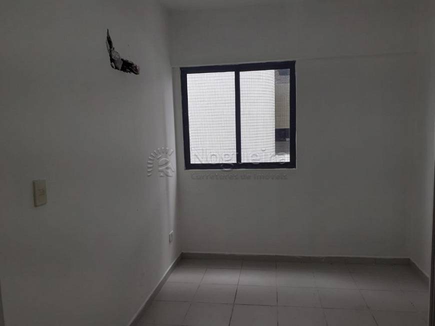 Foto 3 de Apartamento com 2 Quartos à venda, 50m² em Aflitos, Recife