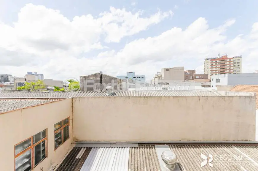 Foto 5 de Apartamento com 2 Quartos à venda, 64m² em Floresta, Porto Alegre
