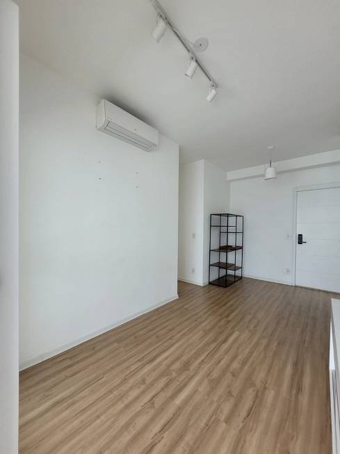 Foto 4 de Apartamento com 2 Quartos para alugar, 70m² em Pinheiros, São Paulo